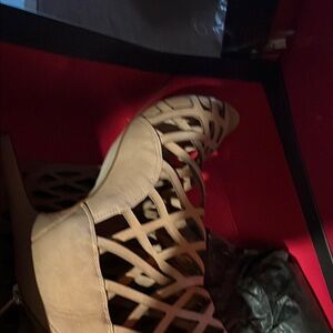 Women's Tan Cutout Heels